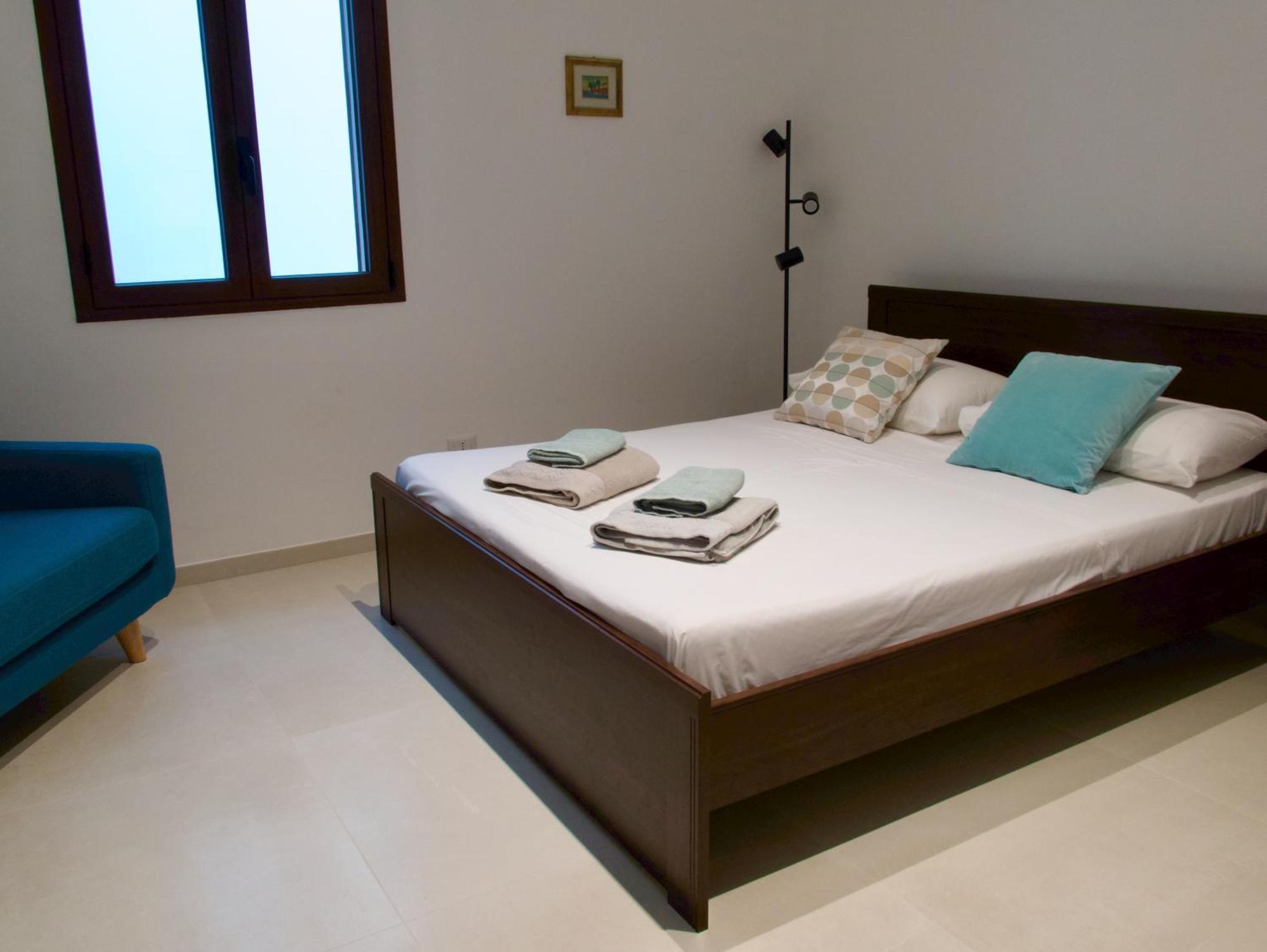 Newly Renovated-Holiday House With Large Garden غالاتينا المظهر الخارجي الصورة